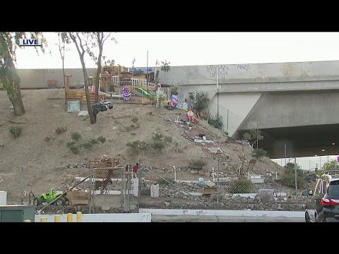 Homeless man creates mini mansion alongside Pacoima freeway