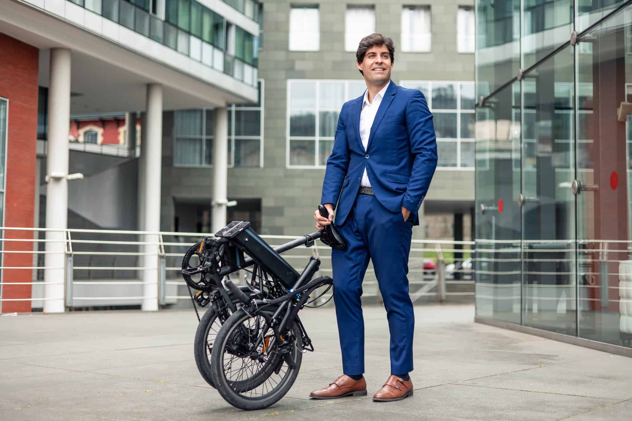 The Allure of Foldable Electric Bikes: A New Solution for Modern Riders