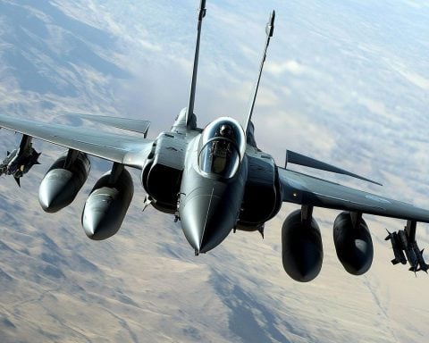 New Fighter Jet, New Era! Three Nations Join Hands for Breakthrough Innovation