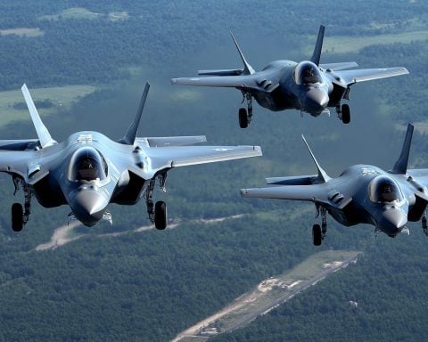 Shocking Pentagon Findings! F-35 Jet Costs Soar Amidst Serious Flaws.