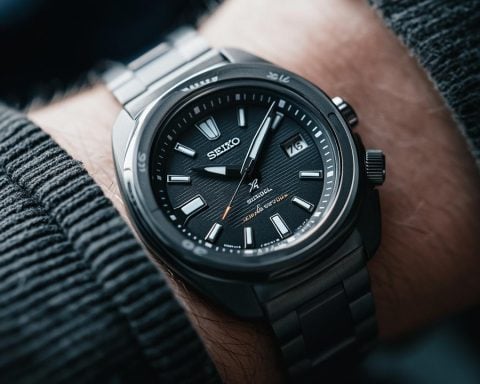 Seiko SNXS79K Gets a Smart Makeover! The Future of Classic Watches?